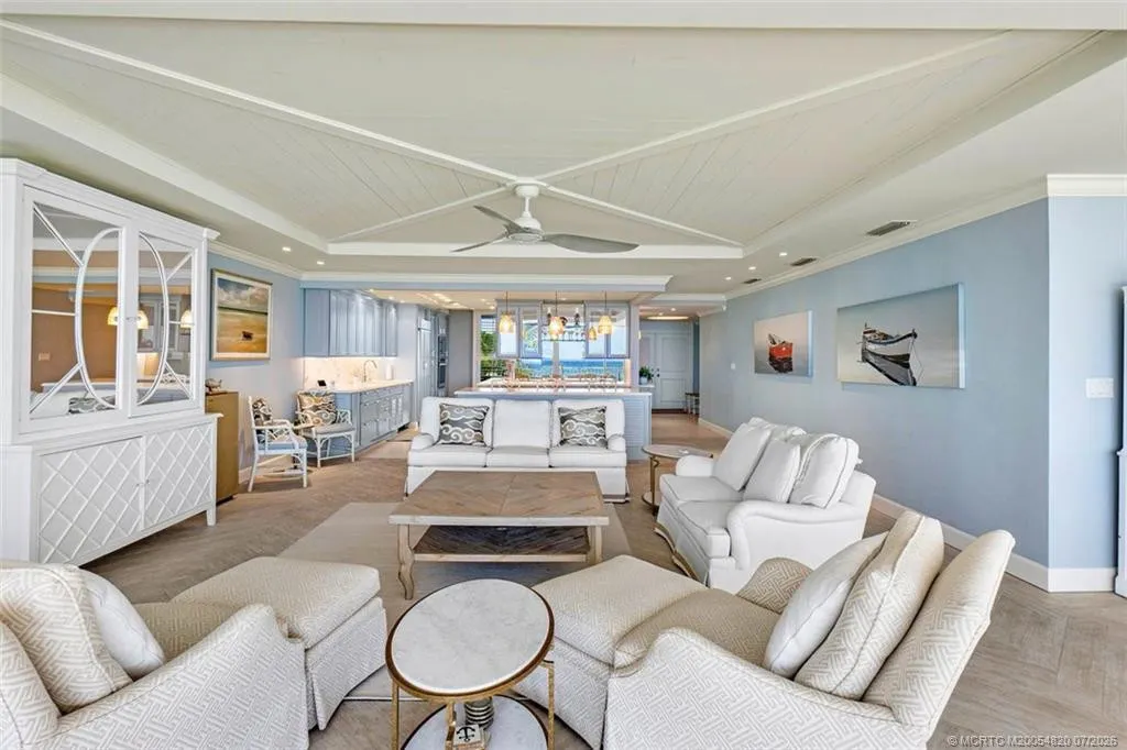 2001 SE Sailfish Point Boulevard #212