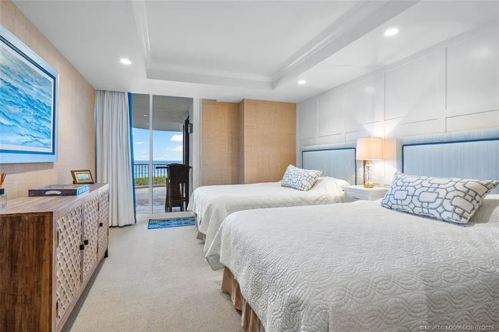 2001 SE Sailfish Point Boulevard #212