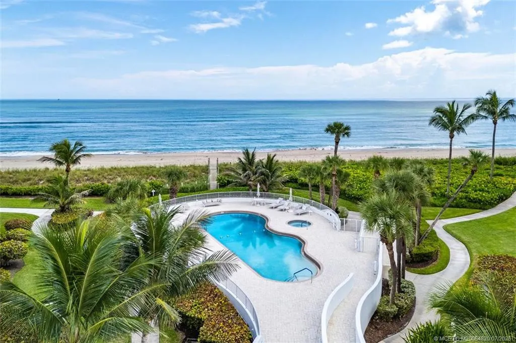 2001 SE Sailfish Point Boulevard #212