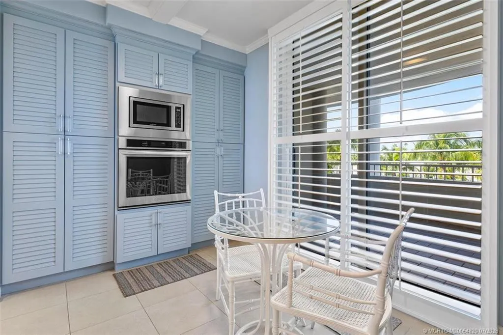 2001 SE Sailfish Point Boulevard #212