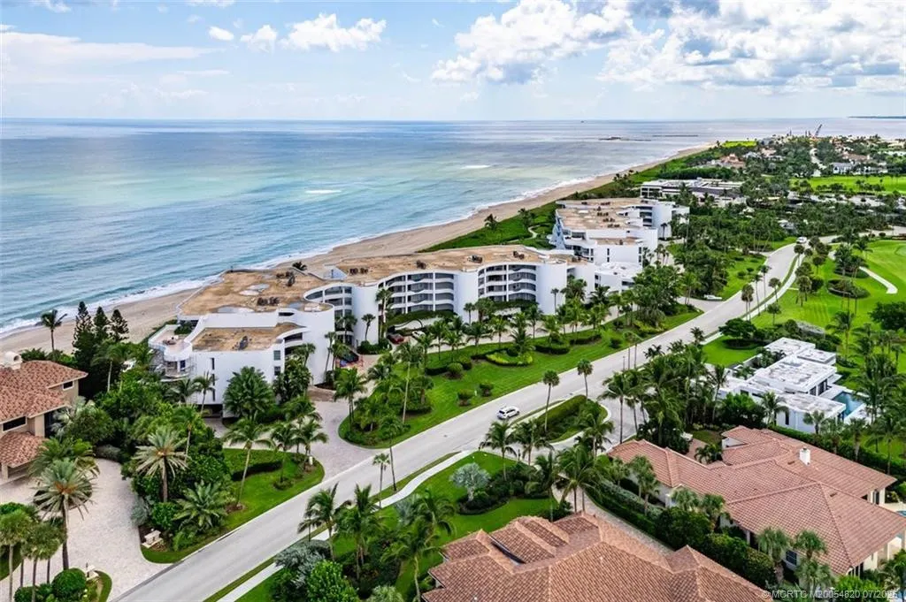 2001 SE Sailfish Point Boulevard #212