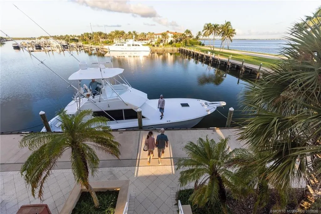 2001 SE Sailfish Point Boulevard #212