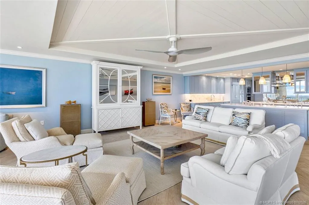 2001 SE Sailfish Point Boulevard #212