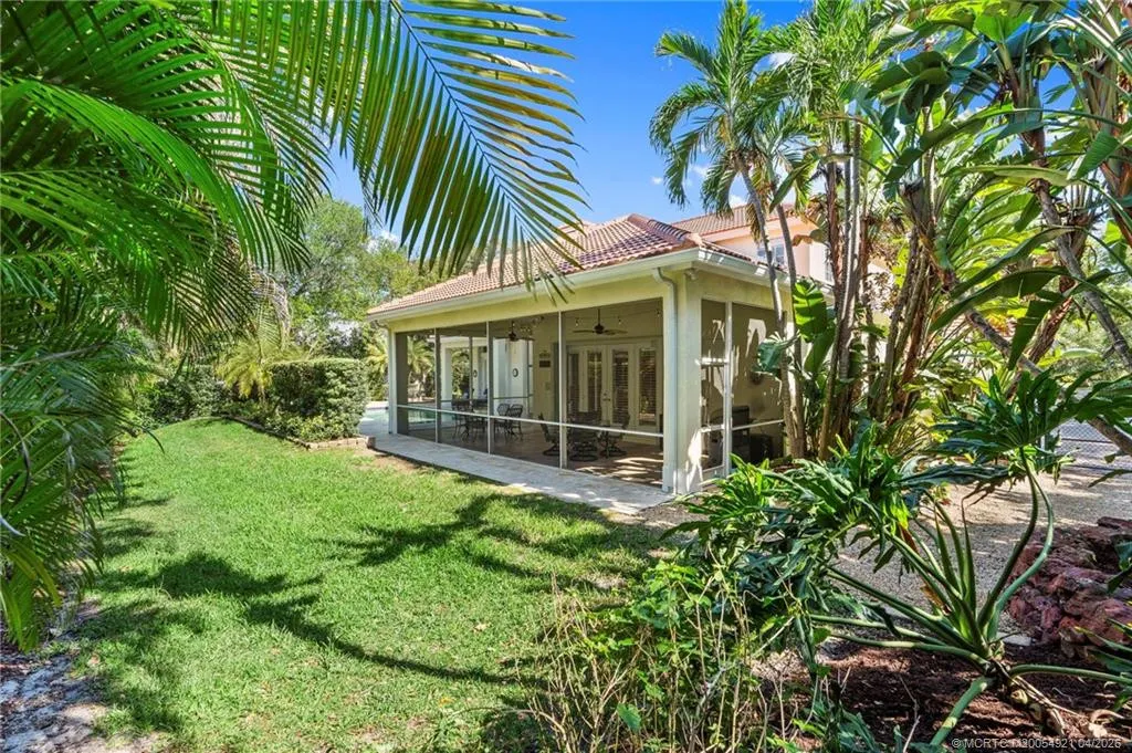 4 Castle Hill Way