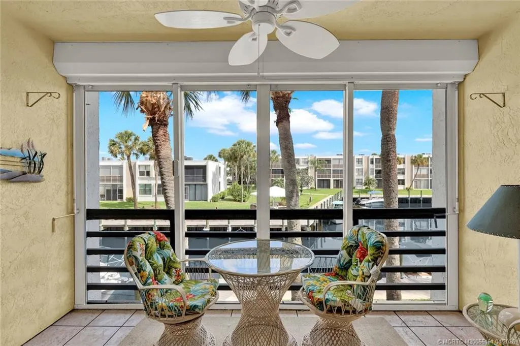 1950 SW Palm City Road #10201