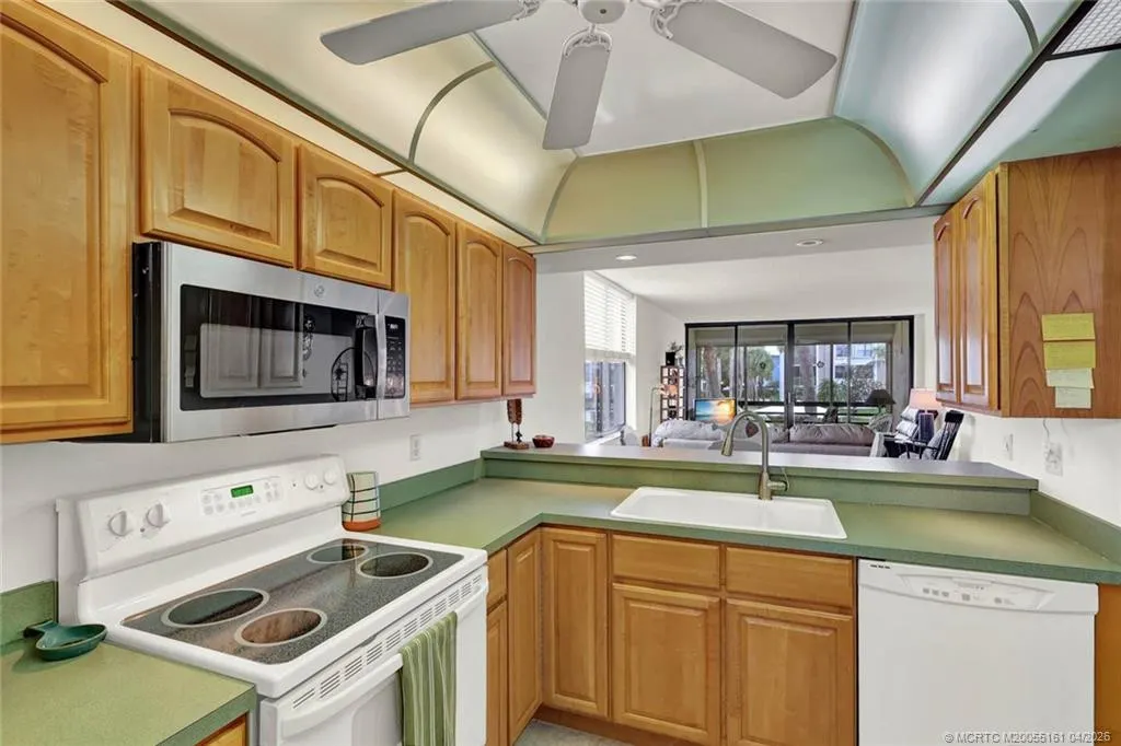 1950 SW Palm City Road #10201