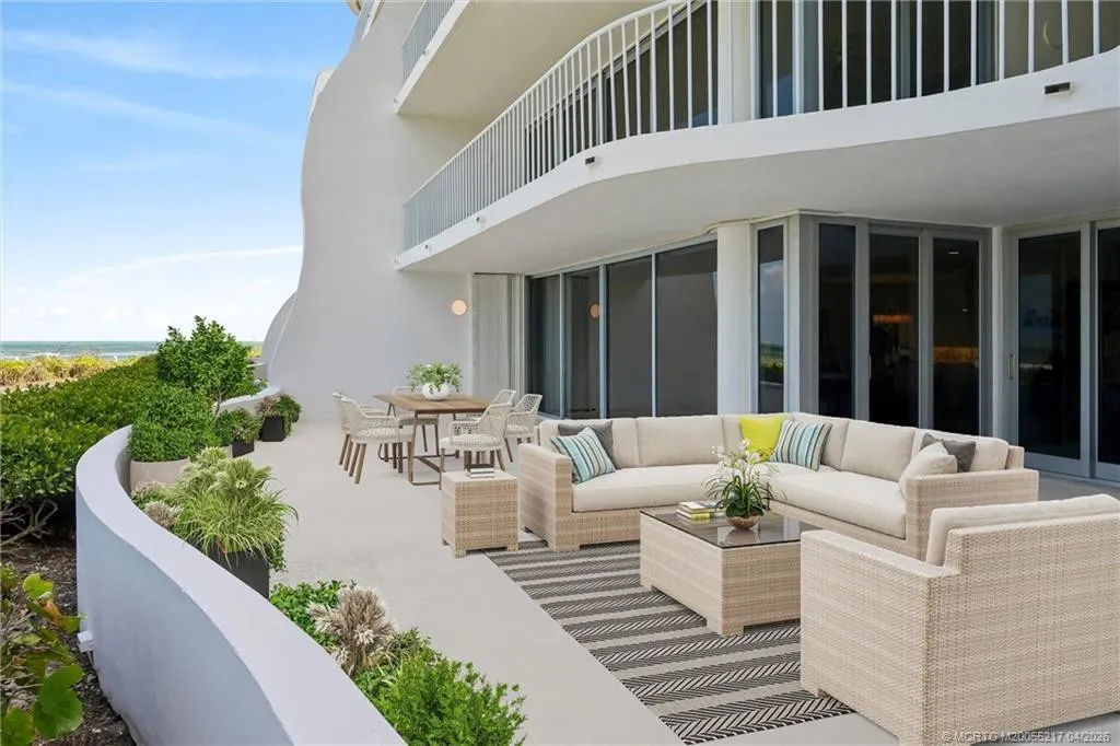 2001 SE Sailfish Point Boulevard #117