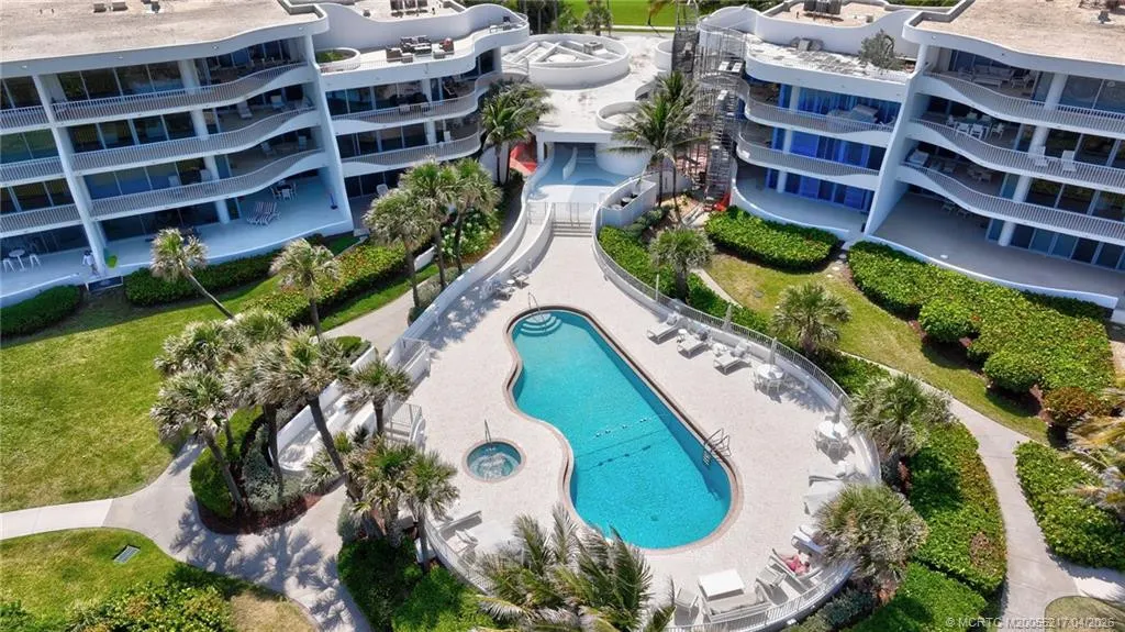 2001 SE Sailfish Point Boulevard #117