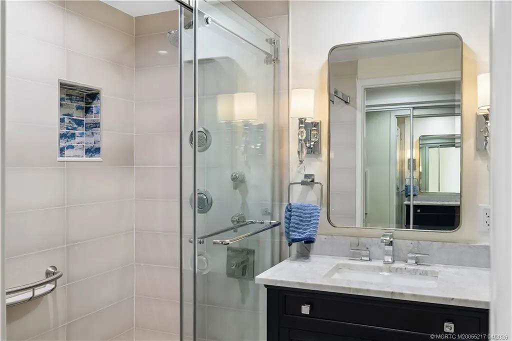 2001 SE Sailfish Point Boulevard #117