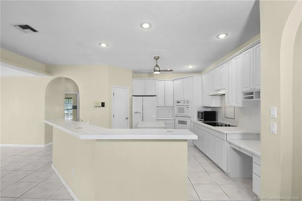 5145 SW Spring Aster Court
