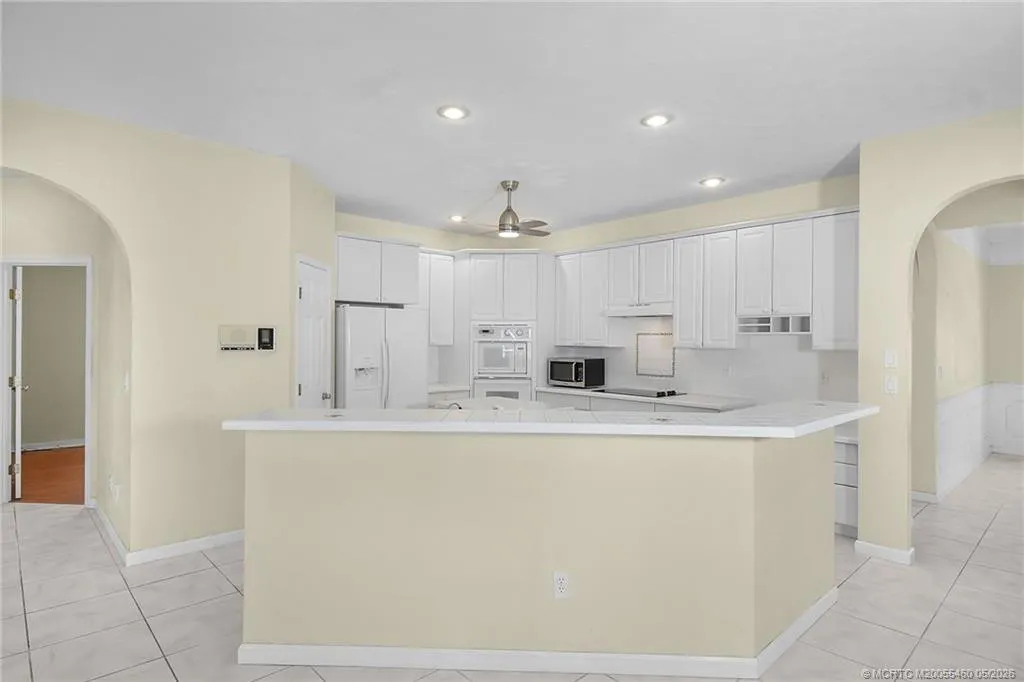 5145 SW Spring Aster Court