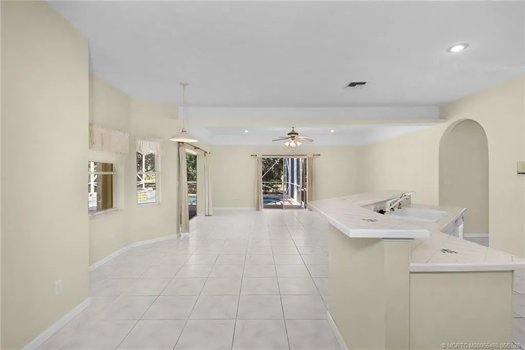 5145 SW Spring Aster Court