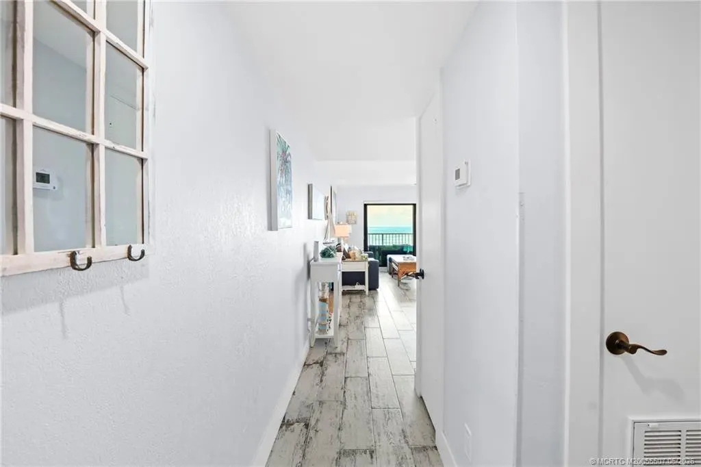 379 NE Tradewind Lane #1306