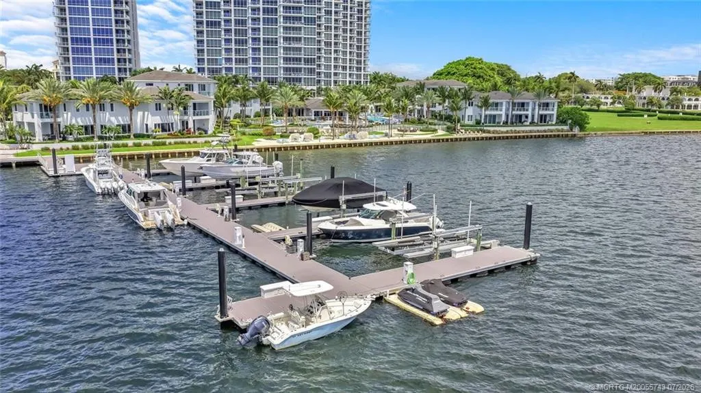 104 Water Club N