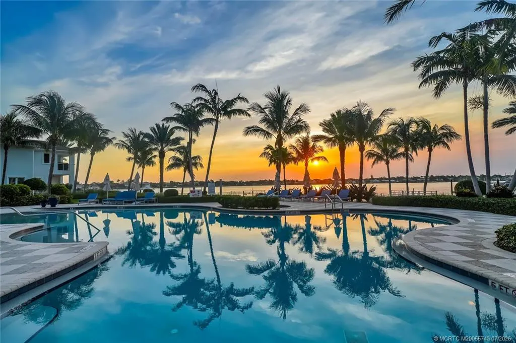 104 Water Club N