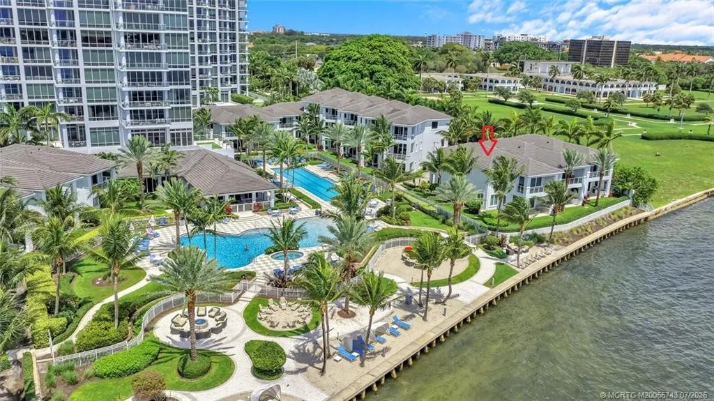 104 Water Club N