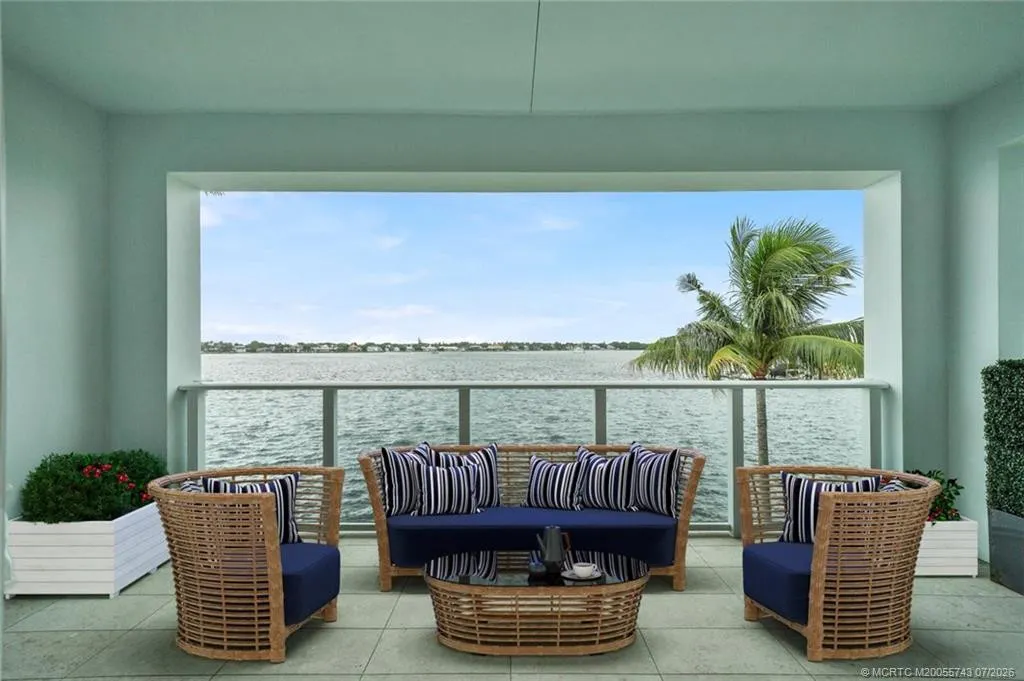 104 Water Club N