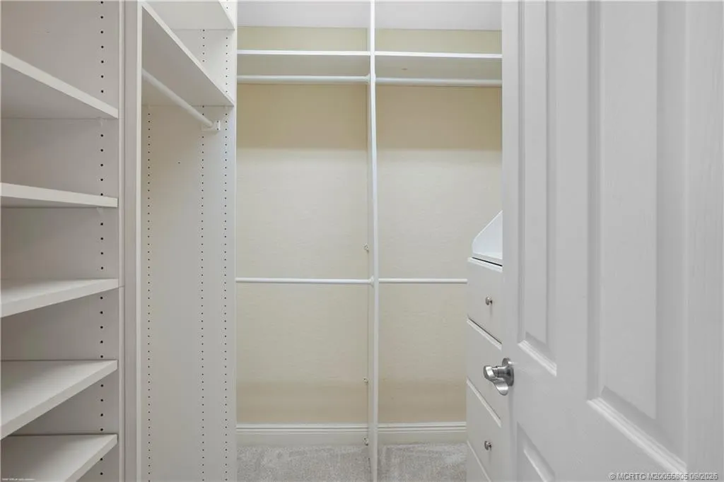 2408 SW Island Creek Trail