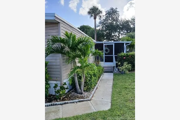 2555 Pga Boulevard #127
