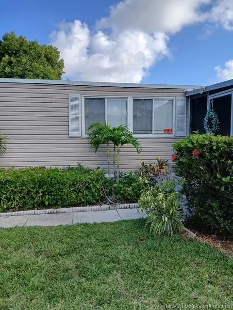 2555 Pga Boulevard #127