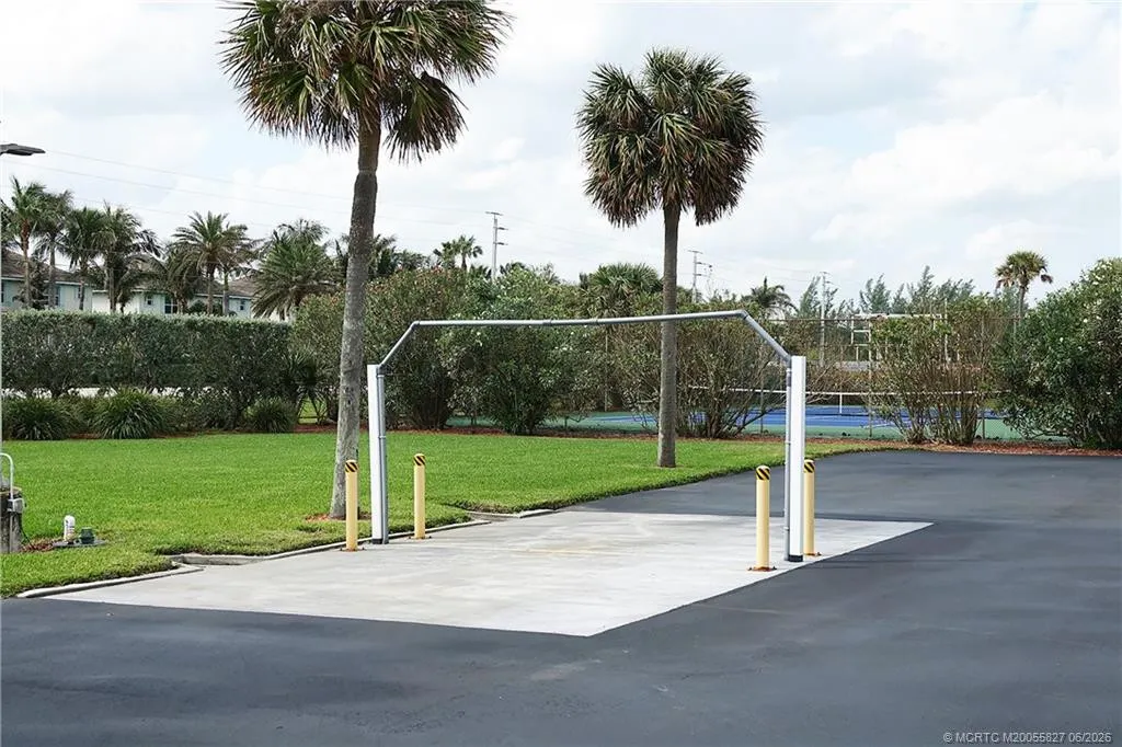 10200 S Ocean Drive #110