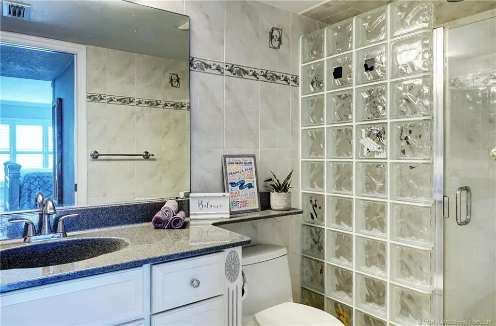 10200 S Ocean Drive #110