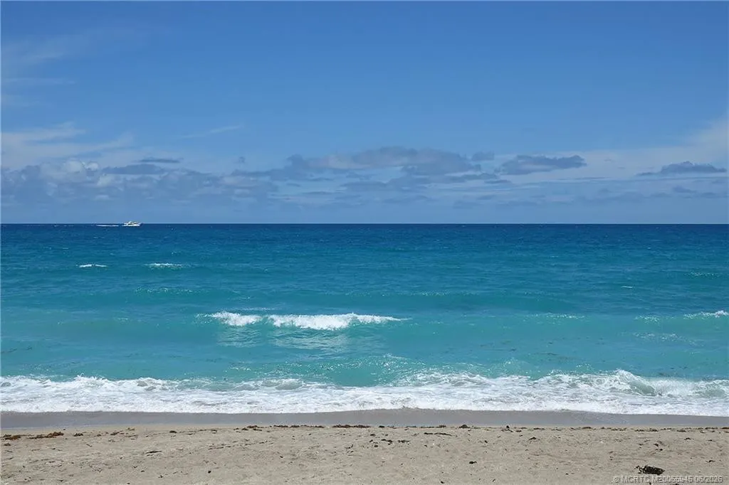 9940 S Ocean Drive #809