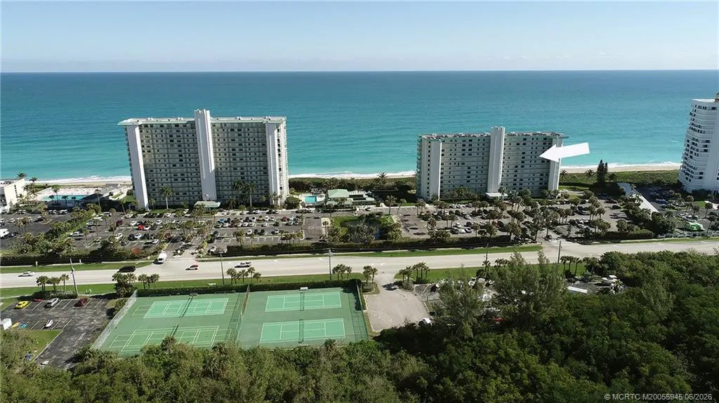 9940 S Ocean Drive #809