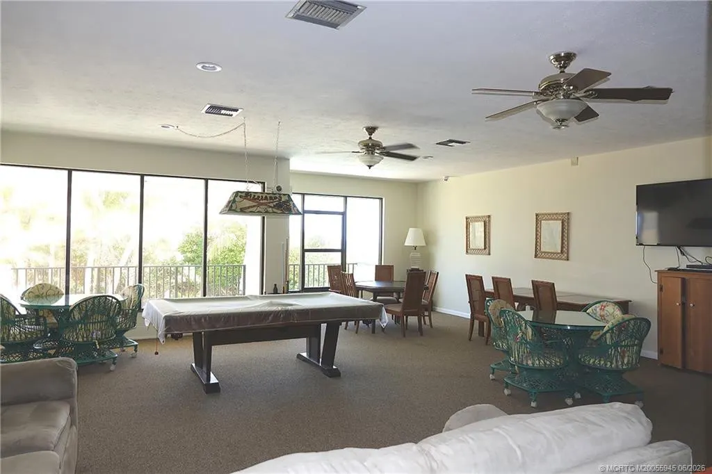 9940 S Ocean Drive #809