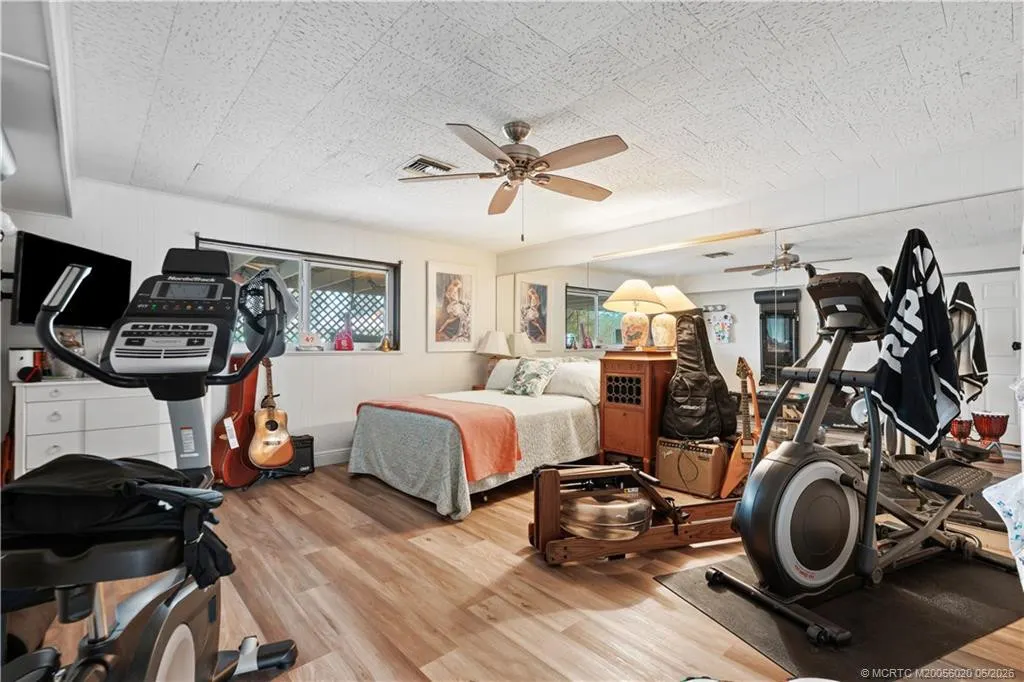 3027 SW Cedar Trail