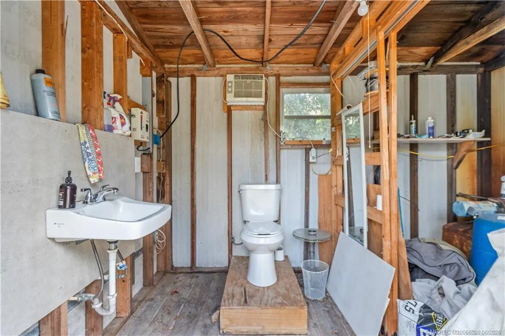 3027 SW Cedar Trail