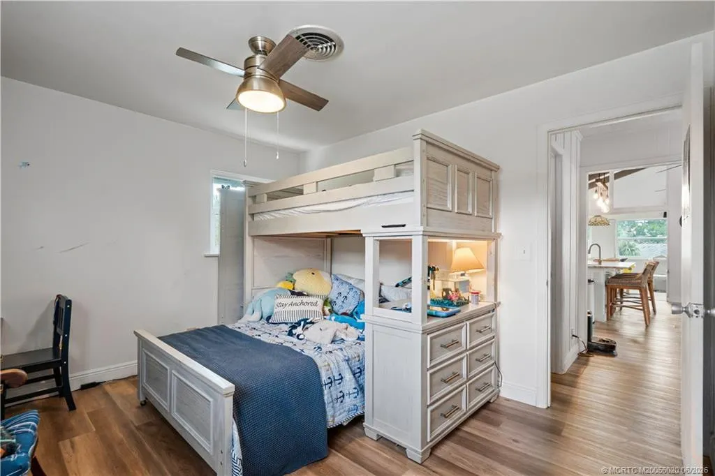 3027 SW Cedar Trail