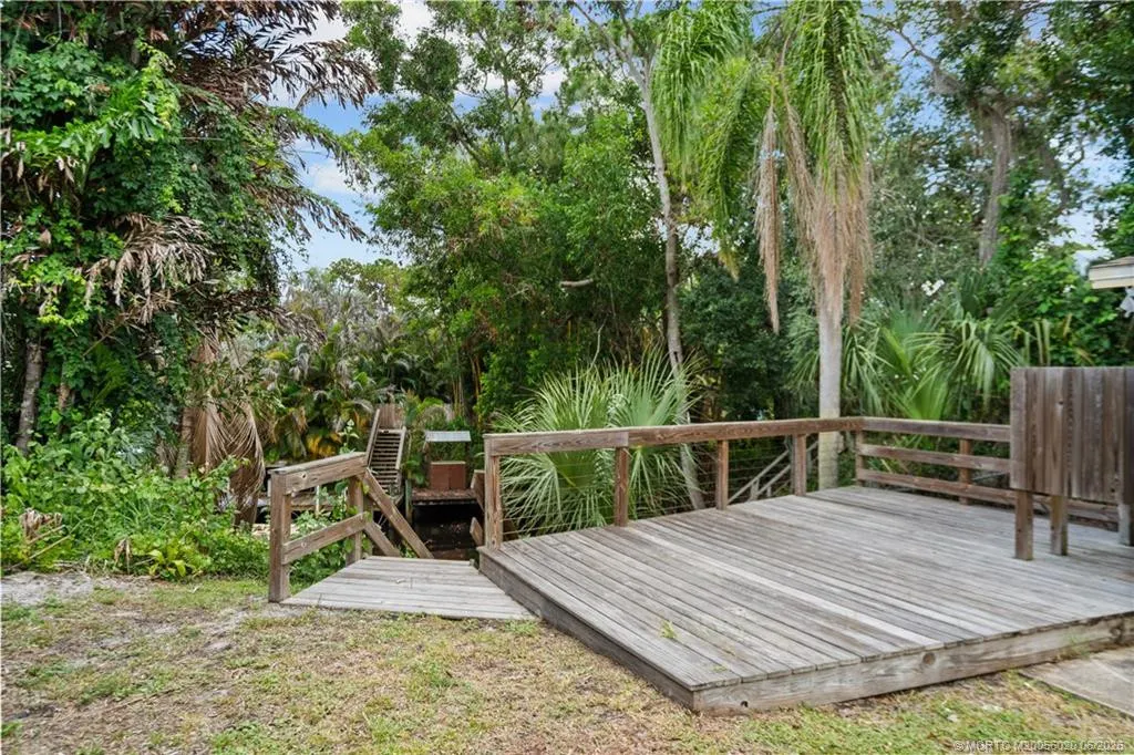 3027 SW Cedar Trail
