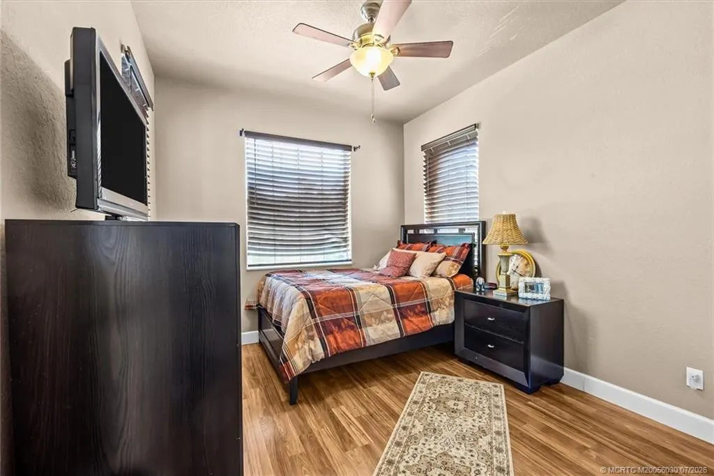 5718 SW Bald Eagle Drive