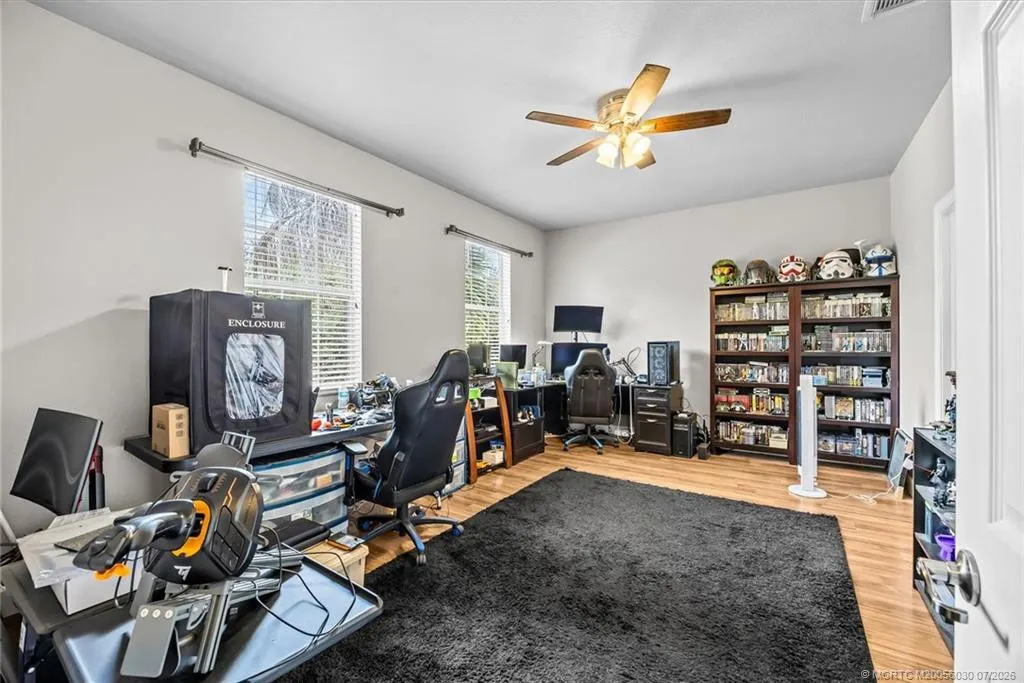 5718 SW Bald Eagle Drive