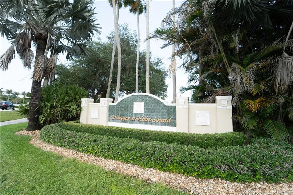 12440 SE Plandome Drive