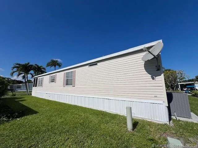 6120 Holly Lane