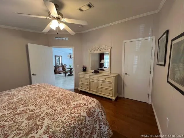 6120 Holly Lane