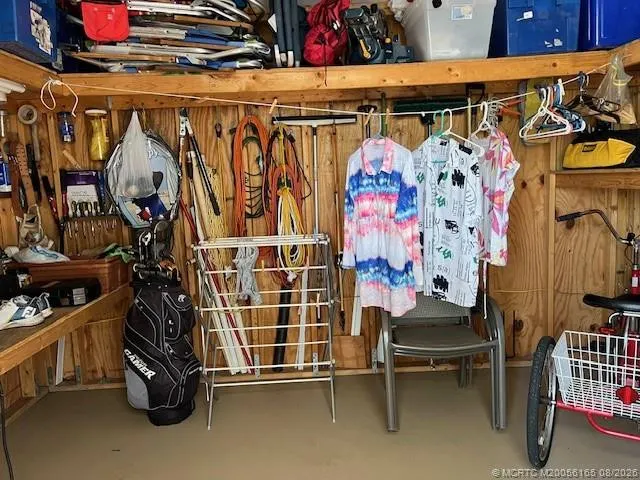 6120 Holly Lane