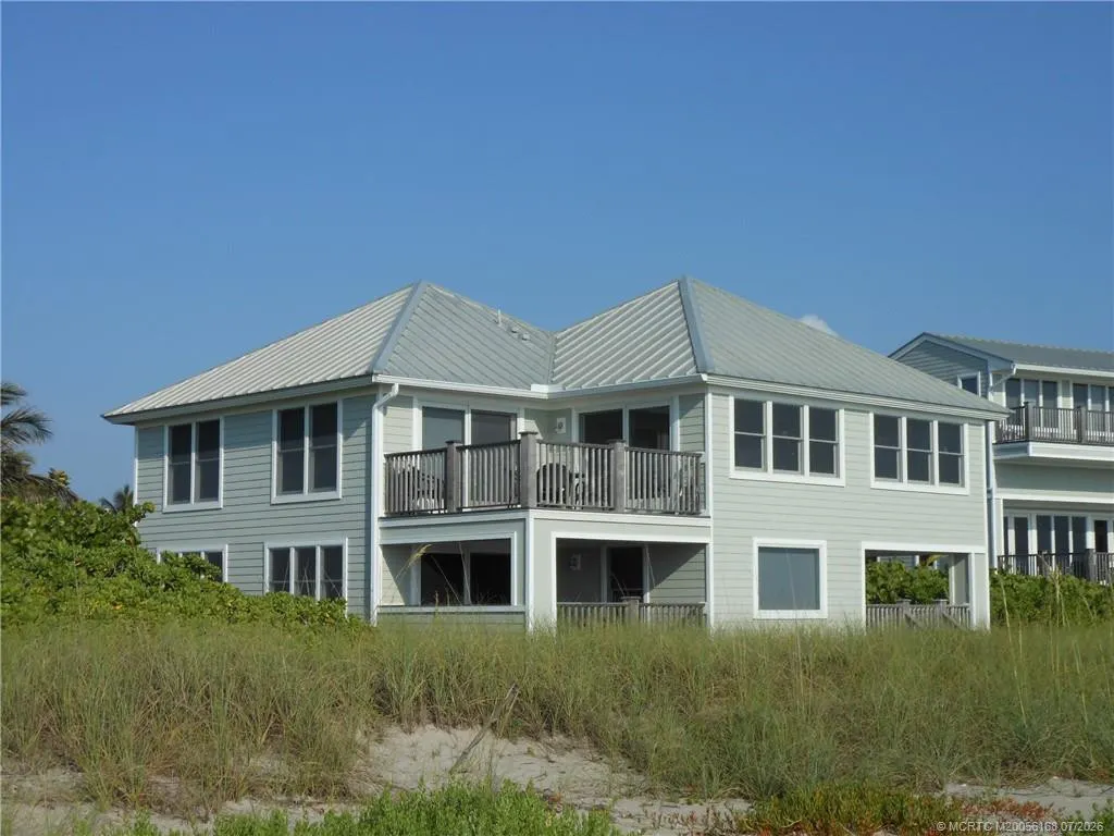 1871 NE Ocean Boulevard #UPPER GUEST HOUSE