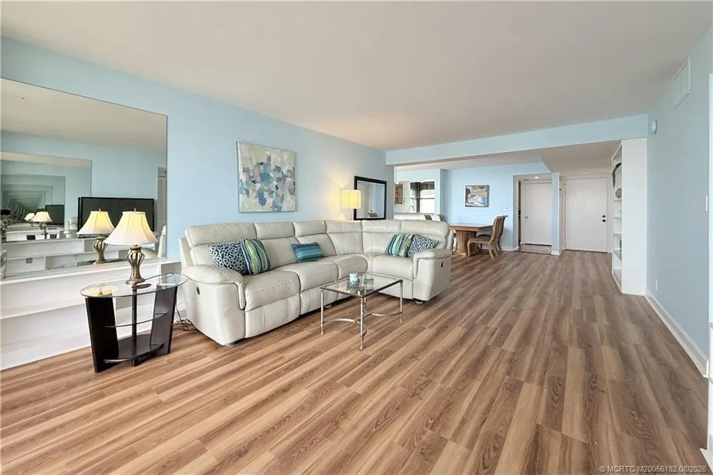 1950 SW Palm City Road #13307