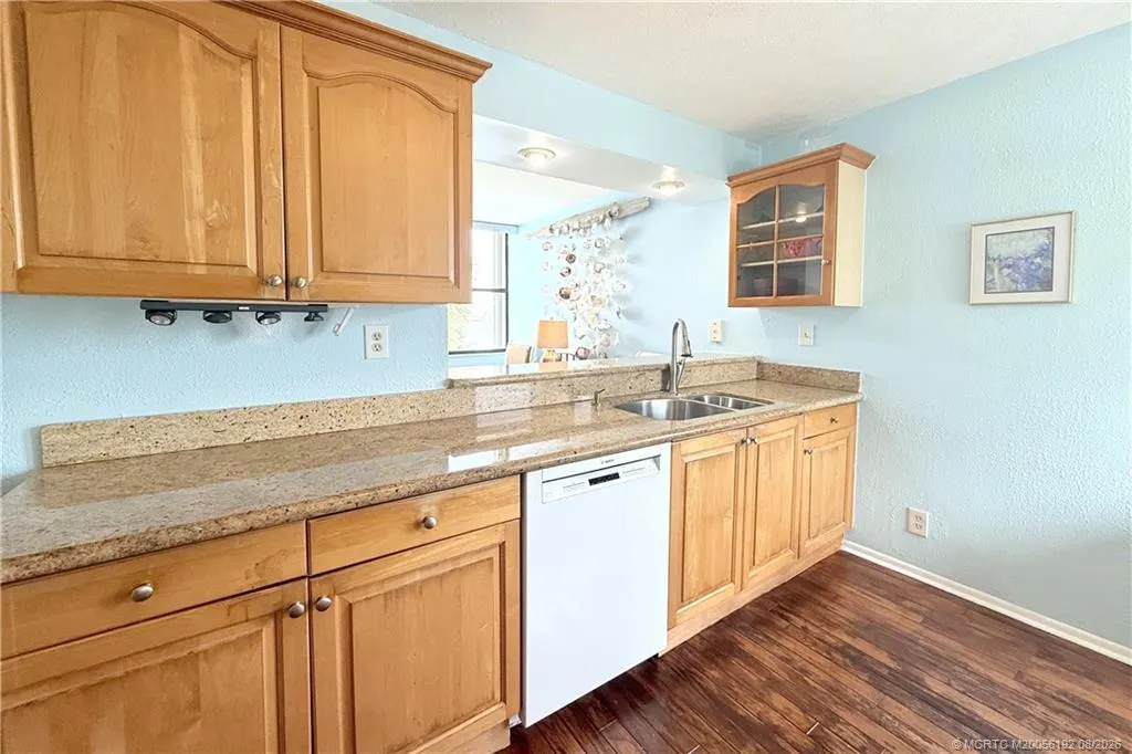 1950 SW Palm City Road #13307