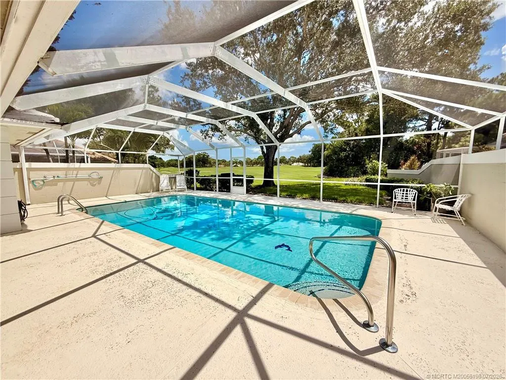 2527 SW Brookwood Lane