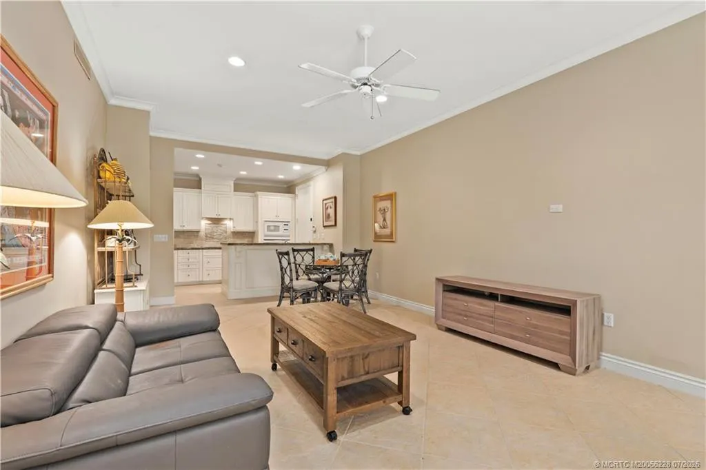 986 SE Willoughby Trace #1-4