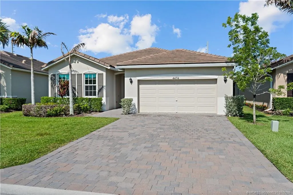 4474 NW King Court