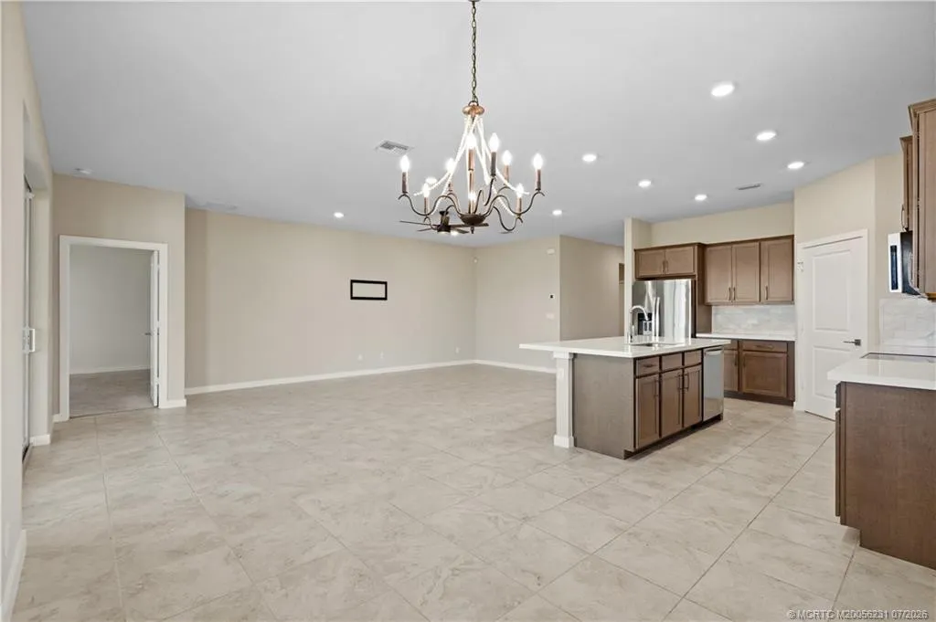 4474 NW King Court