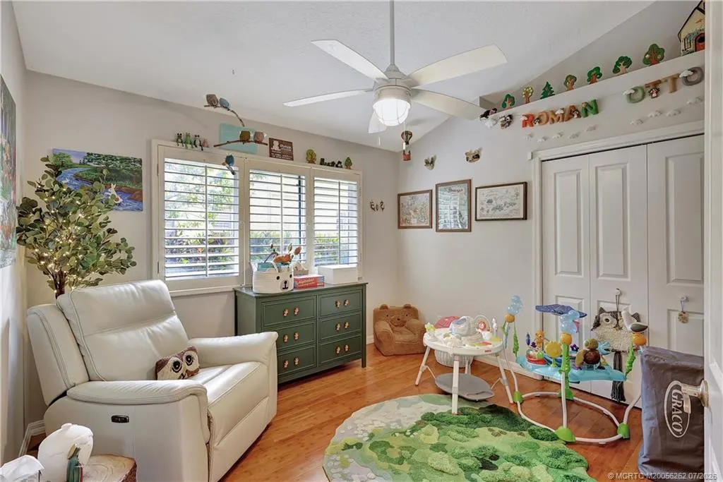1863 NW 22nd Street