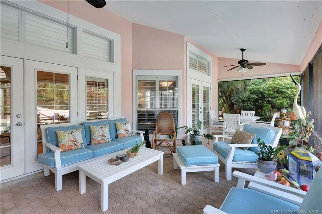 1863 NW 22nd Street