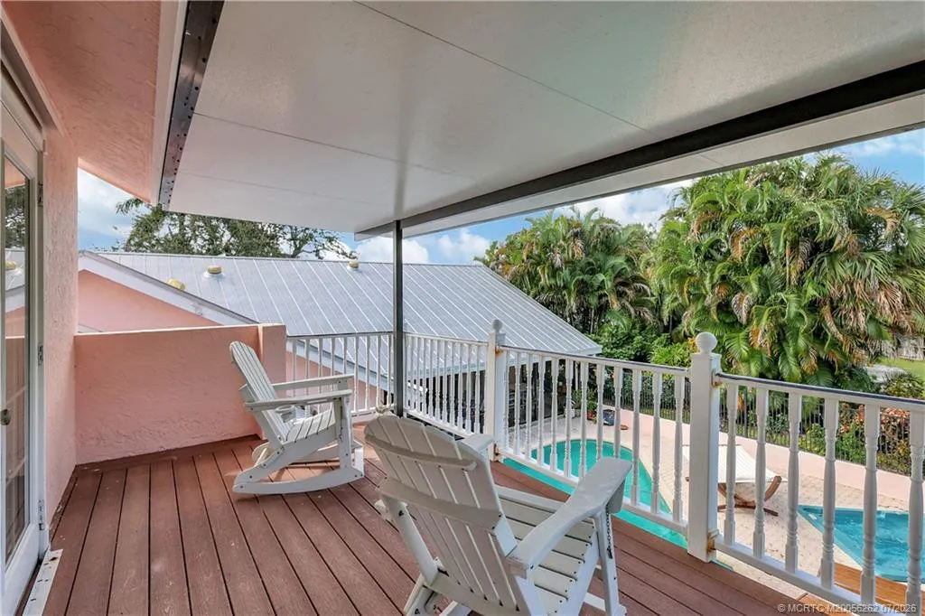 1863 NW 22nd Street
