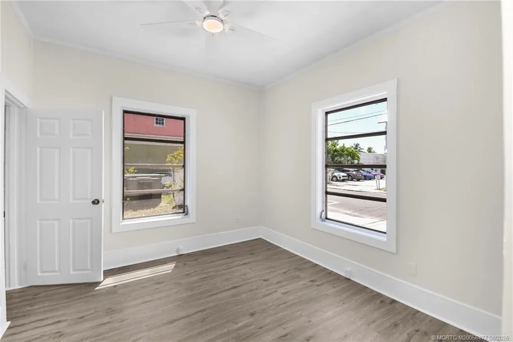 309 SE Denver Avenue
